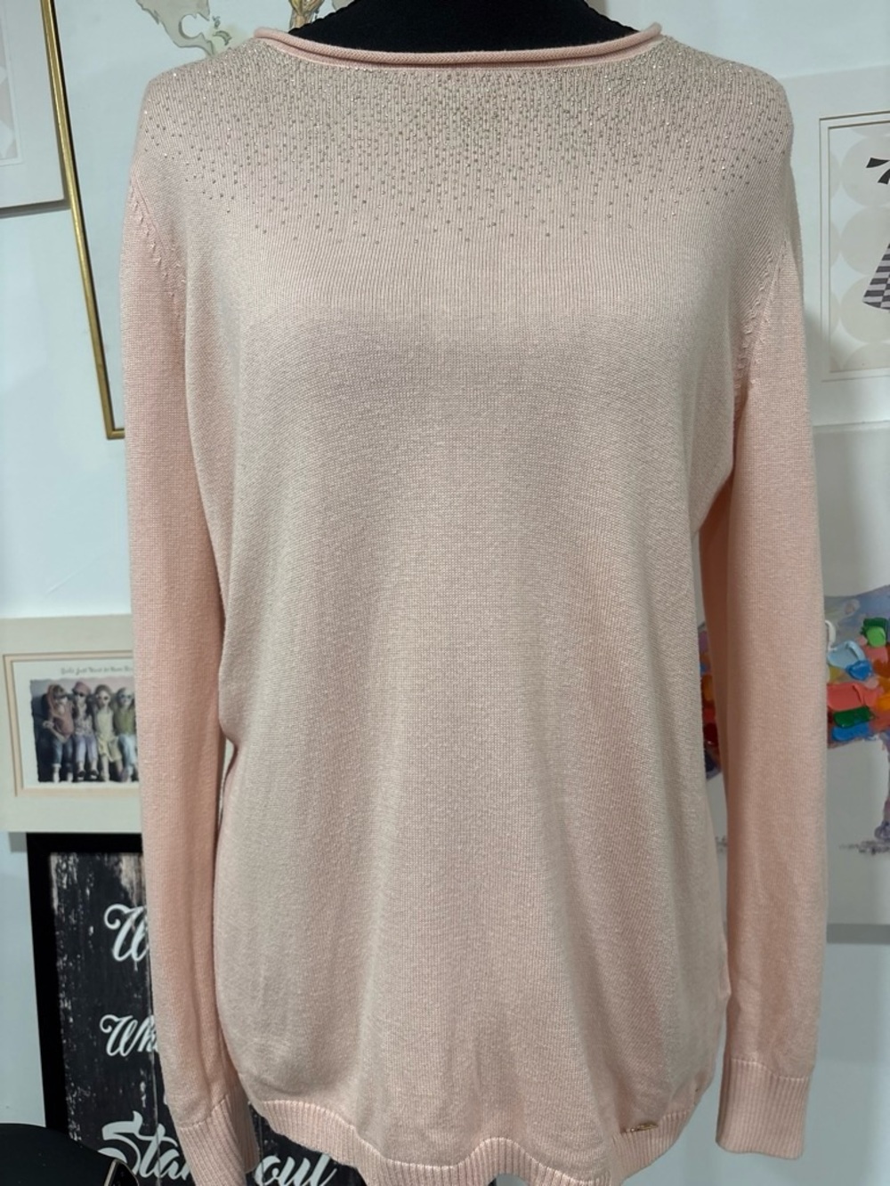 Calvin Klein Pale Pink Crewneck Sweater with Subtle Metallic Accents